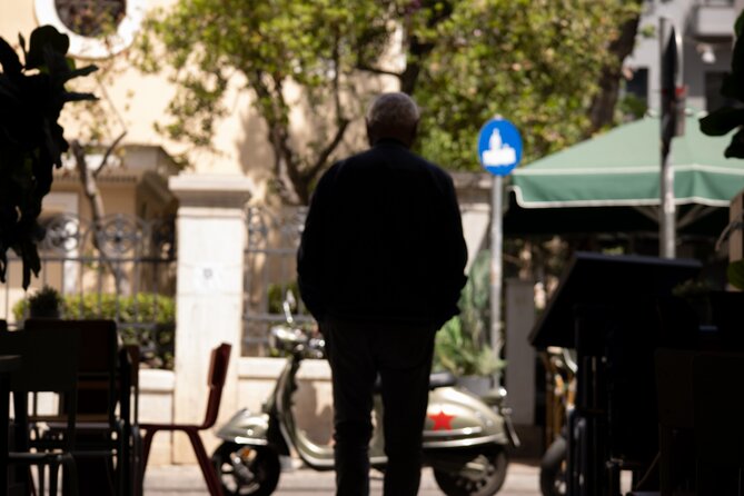 Guided Street Photography Tour in Athens - Bring your own camera: the biggest practical tip