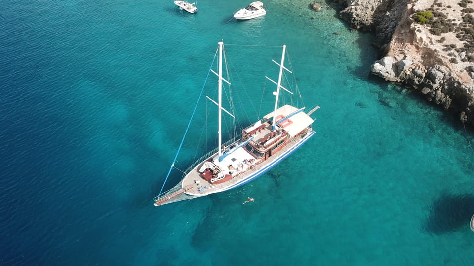 Half-Day Athens Cruise: Swim Stop,Lunch, and Drinks Included - Getting There From Central Athens: Optional Pickup Is Extra but Easy