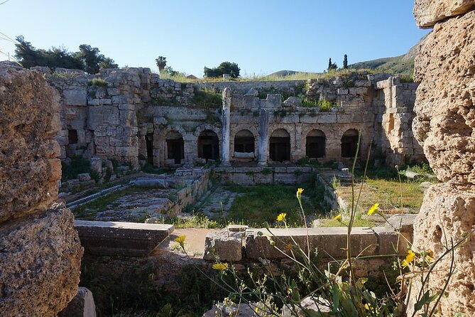 Half-Day Private Tour from Athens to Ancient Corinth - Akrokorinthos: the 575 m lookout that shaped how people watched for danger