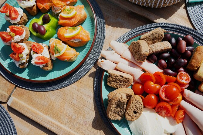 Luxury Catamaran Full Day Private & Greek Gastronomy in Athens - The meal plan and Greek gastronomy: what’s actually included