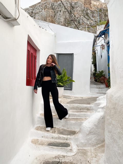 Magic Walk in Athens with Local Friends - Stop 5: Anafiotika’s Narrow Lanes and Scenic Angles (About 45 Minutes)