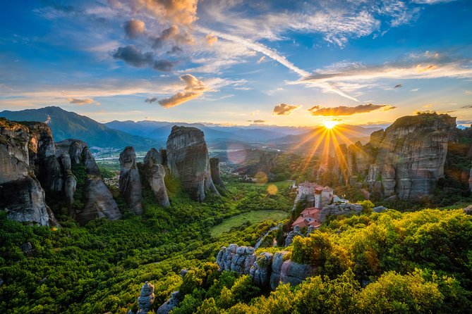 Mercedes Private Tour to Meteora, Delphi and Thermopylae - The private-ride advantage: Mercedes comfort and a calmer day
