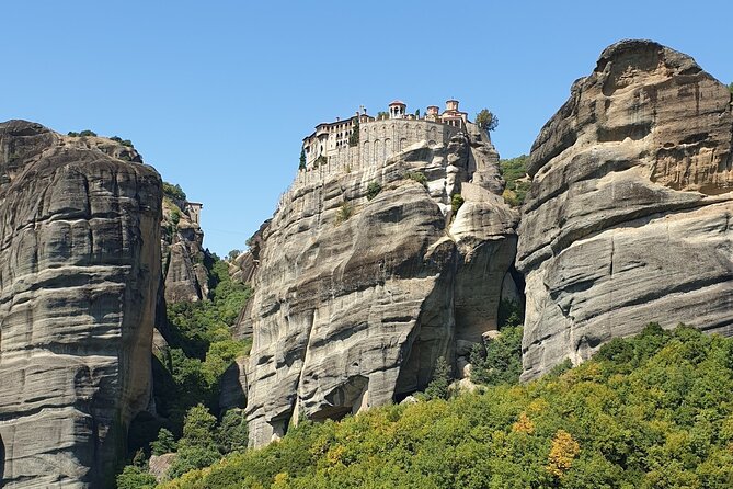 Meteora All Day Tour From Athens - The Private Driver Reality: What Counts as a Guide Here