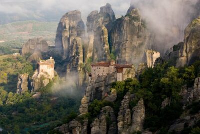 Meteora daytrip private tour for groups from Athens - 4 hours at Meteora: monasteries on rock pillars, in real time