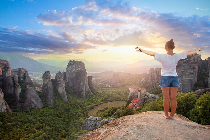 Meteora & Delphi 3 Days Semi Private Tour - Meteora and Delphi in 3 Days: The Smart Way to Spend Limited Time