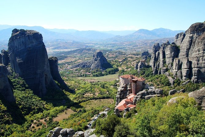 Meteora Full Day Private Tour From Athens - A long day worth it: private comfort from Athens to Meteora