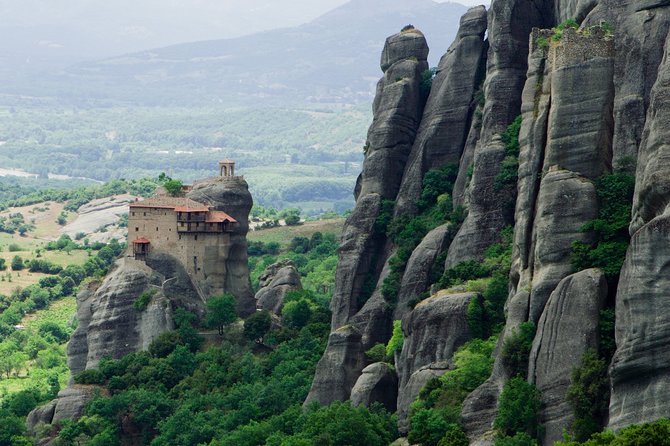 Meteora Full Day Private Tour From Athens - Riding through central Greece to Kalambaka and the Meteora reveal