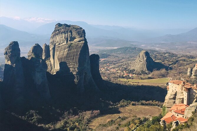 Meteora Full-Day Trip with Guide on Luxury Bus From Athens - Why Meteora works as a day trip from Athens