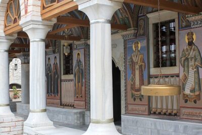 Meteora Full-Day Trip with Guide on Luxury Bus From Athens - Inside the monasteries: Orthodox art, photo moments, and the real work