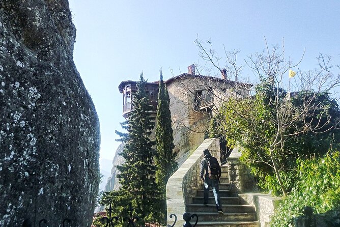Meteora Full-Day Trip with Guide on Luxury Bus From Athens - Lunch in Kastraki: a solid reset, and what you pay for