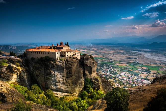 Meteora Monasteries Private Daytrip from Athens - What the Meteora 4-Hour Visit Feels Like