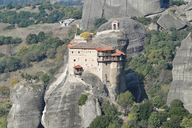 Meteora Private Full Day Tour - Your Driver Setup: Friendly Explanations Without the Rules Conflict