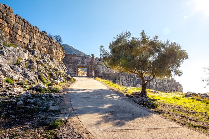 Nafplio & Mycenae One Day Tour from Athens - Lunch in Mycenae and the Realities of a One-Day Tour