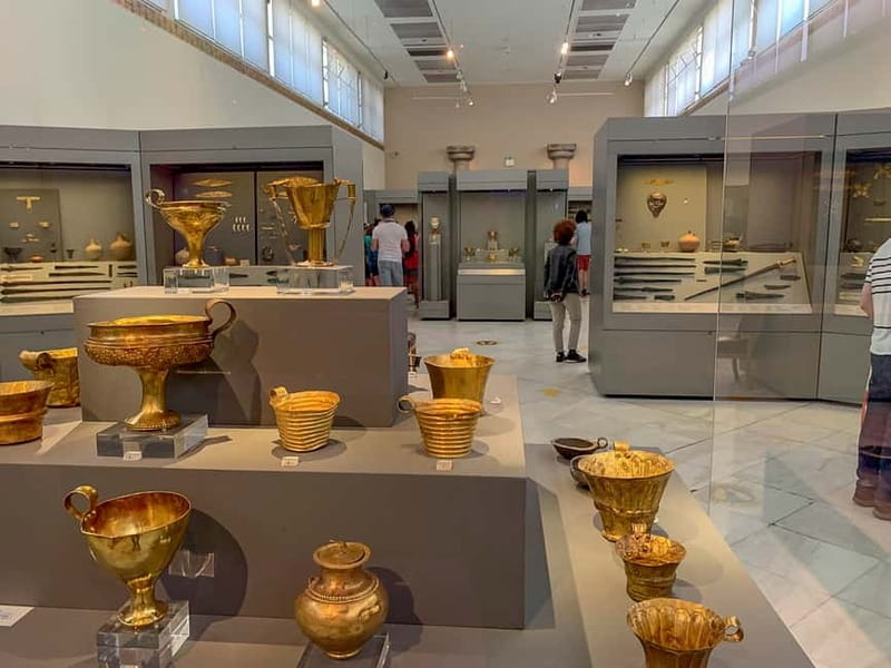National Archeological Museum Private Tour with Admission - The building, the garden, and the calm break you’ll appreciate