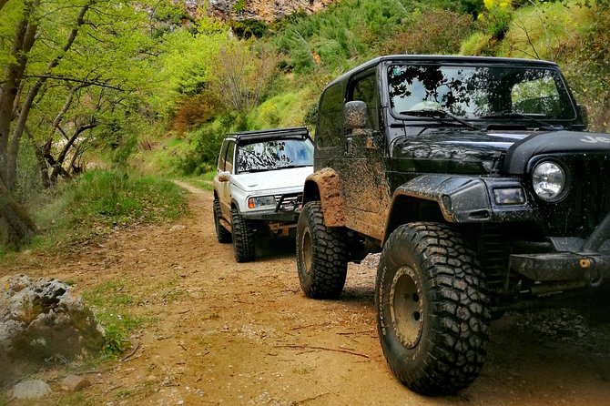 Off Road Experience from the Mountain to the Sea - Guides Make the Difference: Yvonne and Panos Behind the Wheel