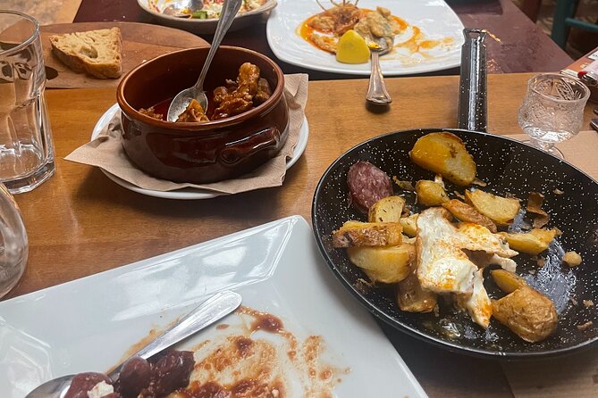 Piraeus Food Walking Tour - Pacing, walking time, and what to wear