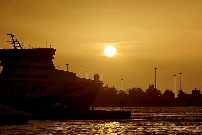 Piraeus Port & Marriott Transfer to Airport by Mercedes-Benz E Class Wagon - Communication, Tickets, and Getting It Right on Meeting Day