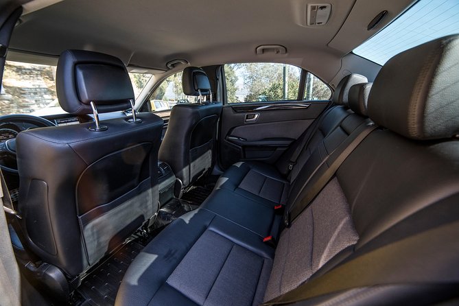 Piraeus port to Athens hotels Private arrival transfer - From the pier to your hotel fast: what this transfer is really for