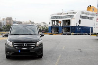 Port Transfer - Sedan or minivan with air-conditioning: choose based on your group, not your luck
