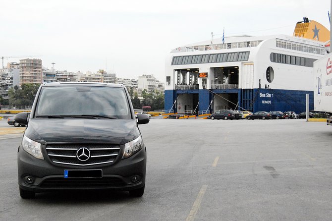 Port Transfer - Sedan or minivan with air-conditioning: choose based on your group, not your luck