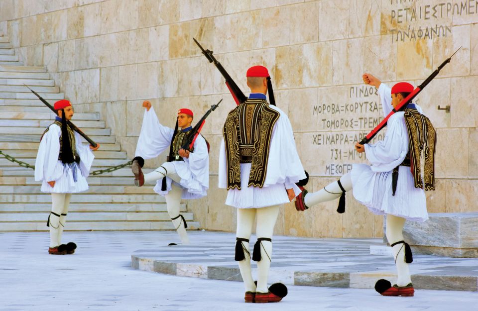 Private Acropolis and Athens City Tour - Parliament Square and the Unknown Soldier: watching the ceremony with context