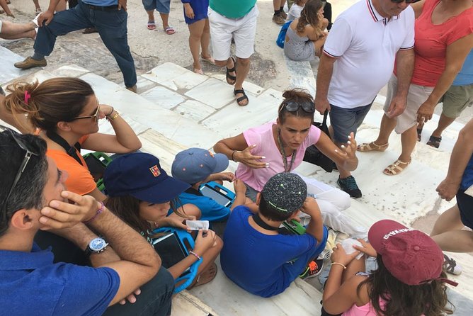 Private Athens Family Treasure Hunt - Your Private Guide: Stories That Fit the Game