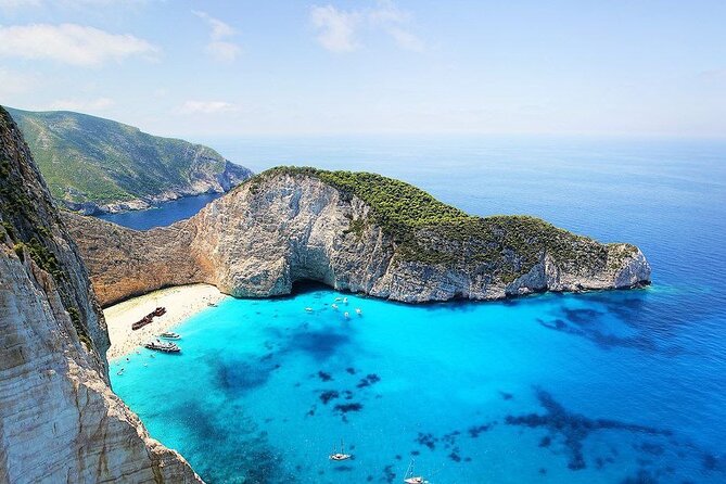 Private Boat and Fishing Tours in Greek Islands - Who this private Athens-to-Greek-islands boat fits best