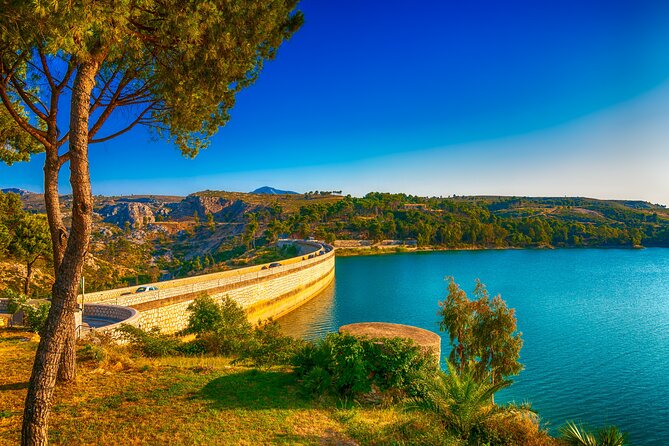 Private Day Trip to Marathon-Thermopylae - Stop 2: Archaeological Museum of Marathon and Pheidippides