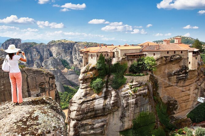 Private Full-Day Trip to Meteora by Train From Athens - Local Agency - How the train day works: Athens to Kalambaka and back