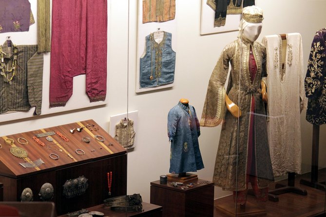 Private Jewish Heritage Tour in Athens, Jewish History & Culture - Plaka on your own: a short reset after serious stops