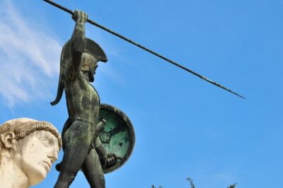 Private Luxury Tour: Delphi & Thermopylae – The 300’s Legacy - Thermopylae first: Leonidas, the museum, and a short soak