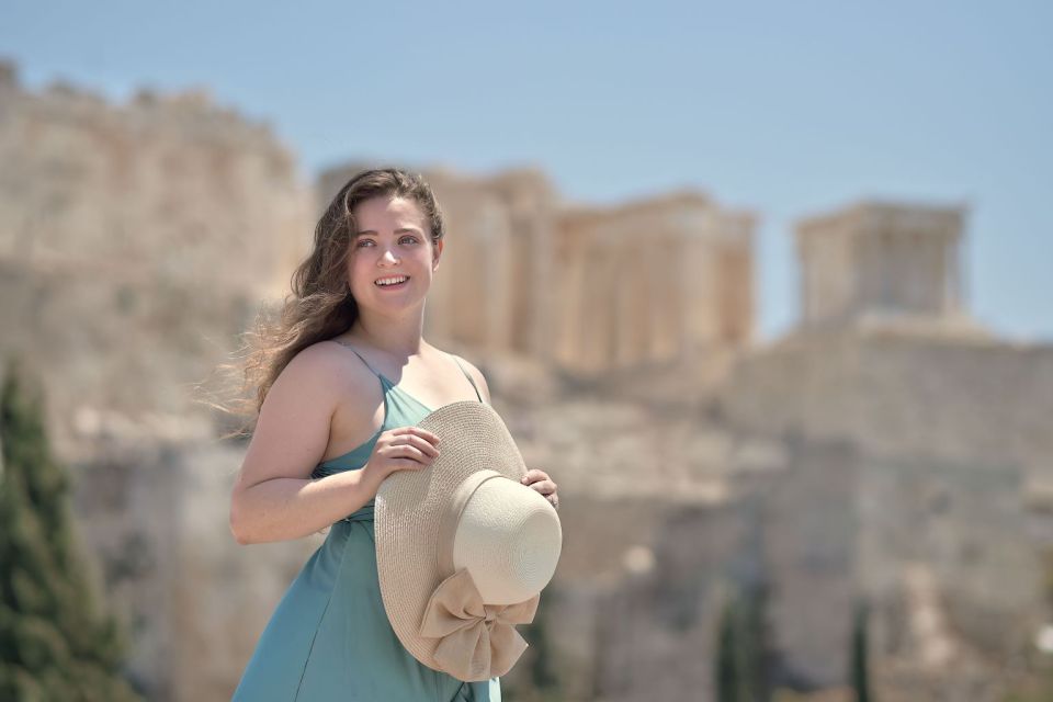 Private Photo Walk in Athens - Anafiotika: small streets, big character