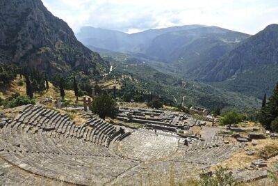 Private Tour Delphi, Village of Arachova, Osios Loukas Monastery - Price and what you’re really paying for
