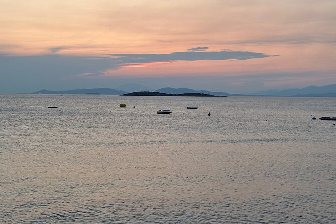 Private Tour Sounio Athens Riviera with Traditional Greek Food - Mercedes or V-Class ride: comfort that actually matters on a 5-hour day