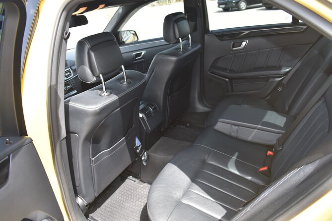 Private Transfer from Piraeus Port to Athens City (Hotels/Apartments) - Portside Pickup That Cuts the Cruise Chaos