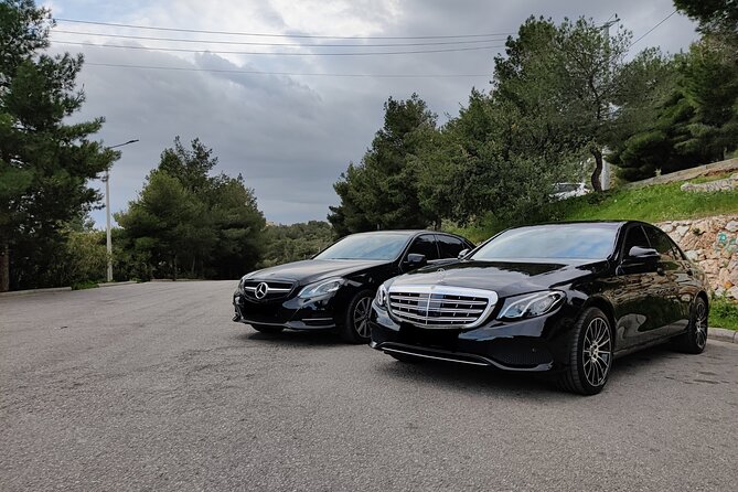 Private Transfer From/To Athens International Airport - Pickup at Athens Airport: Sign Meet-Up and Live Flight Tracking