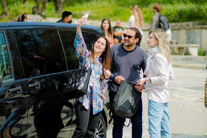 Private Transfers from Athens Int. Airport to Athens City - Who should book this Athens airport-to-city transfer