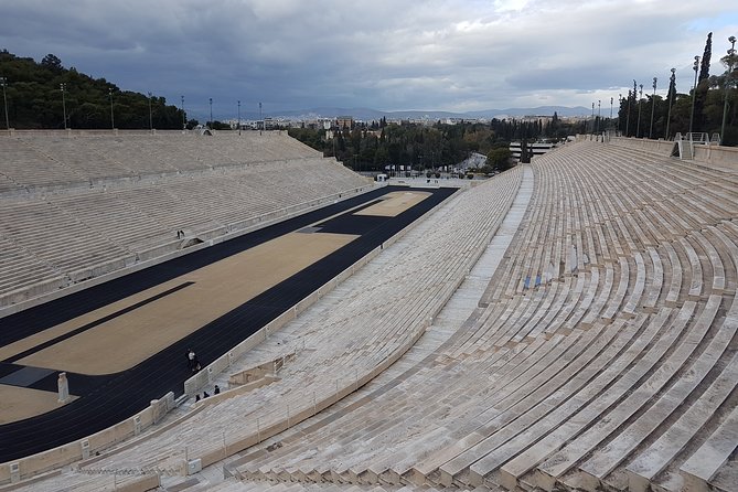 Private Trip Athens City's Landmarks. - Presidential Mansion + Changing of the Guard: the ceremony worth timing