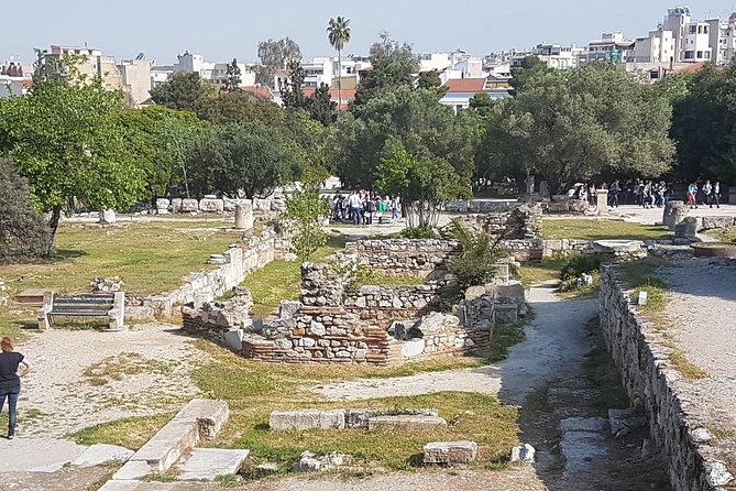 Private Walking Tour: Ancient Agora, Plaka and Monastiraki monuments - Getting oriented at Syntagma Metro’s small museum