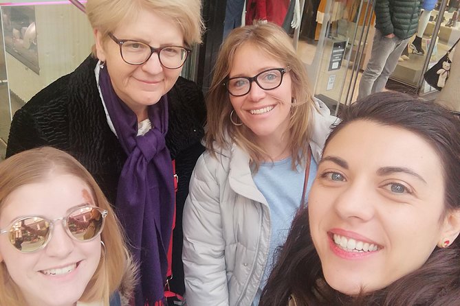 Shop til you Drop in Athens! - Shop hours reality check: Sundays, plus Monday and Wednesday afternoons