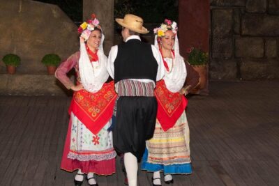 Skip the Line: Dora Stratou Greek Dancing Show Ticket - 75 Performers, Live Music, and Costume Detail That You Can Actually See