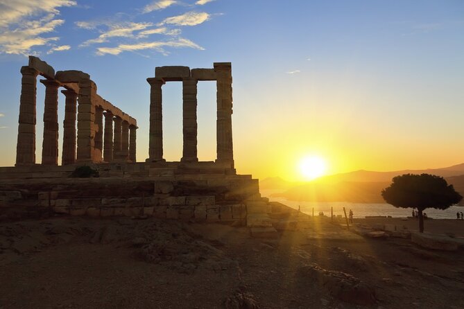 Sounio Sea Kayak Tour to the Temple of Poseidon full program - Why the Guides Matter (and What You’ll Notice From Their Style)
