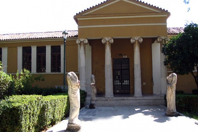 Sparta private day tour from Athens lunch included - Lunch in Pikoulianika: three courses plus a view