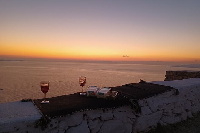 Sunset Lighthouse Armenistis - Weather reality check: wind is part of the deal