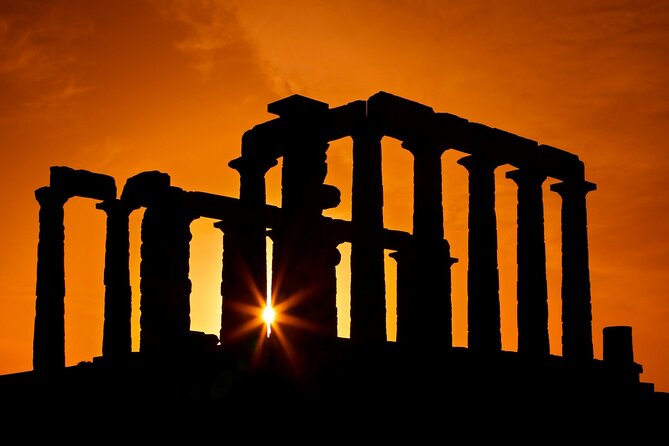 Temple of Poseidon sunset @ Cape Sounio (And dinner time) - Temple of Poseidon at Cape Sounio: your one-hour window for the big photos