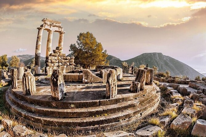 Thermopylae The battle of the 300 Spartans & Delphi Day Tour - Thermopylae Museum and the Battlefield Area: Where Context Helps