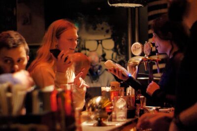 Thursday & Friday Night Pub Crawl for Professionals in Athens - Price and night timings: what $25 buys you