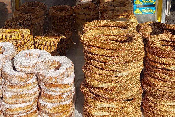 Traditional breakfast in markets with olive oil and honey tasting - What you’ll eat: classic breakfast plates you can recognize later