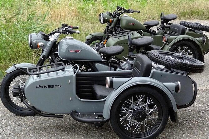 VIP 90" Private Sidecar Tour of Athens Acropolis & Lycabetus - Anafiotika: White-Walled Alleys at the Base of the Acropolis