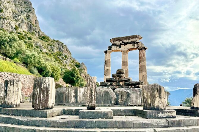 Visit Delphi & Meteora Monasteries Luxury Private Tour FromAthens - Meteora near Kalabaka: monasteries with fixed time slots